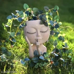 Lady of Leaves