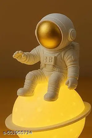 CosmoGlow Astronaut Night Lamp